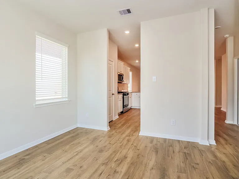 15571 Caramel Springs Dr — Photo 6