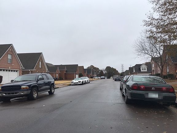 4th image of 9201 Loganberry Ln