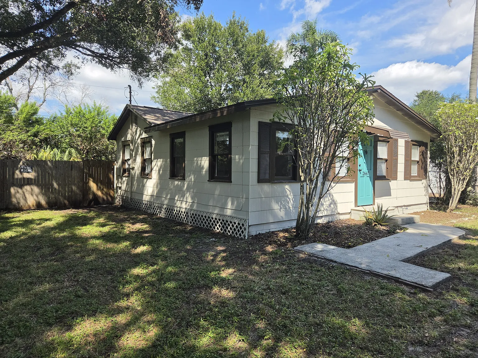 3 bed, 850 sqft, $2,000 — Photo 4