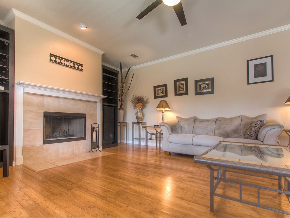 1st image of 610 Denali Dr