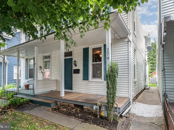 279 W Main St, Hummelstown, PA 17036