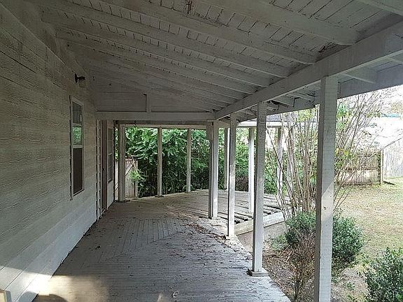 3rd image of 9410 N Palafox St