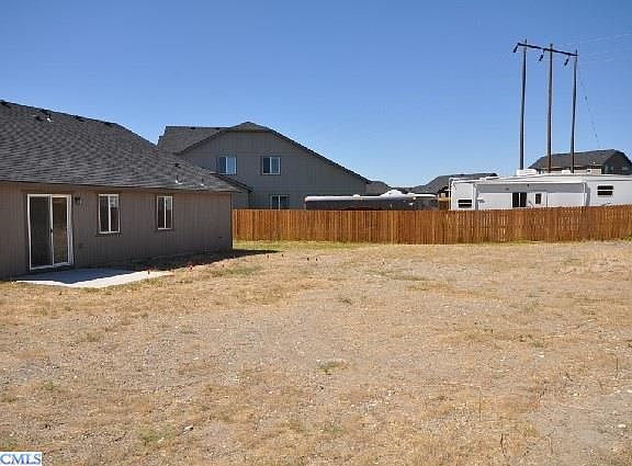 3rd image of 2772 Madrona Loop