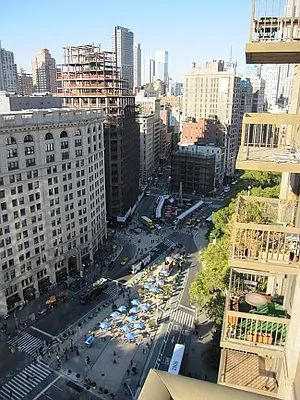 Rented by Newell and Assoc. | media 19