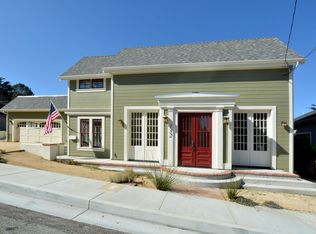 132 4th St, Pacific Grove, CA 93950