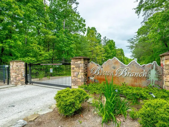 8981 Big Bend Rd Unit D, Signal Mountain, TN 37377