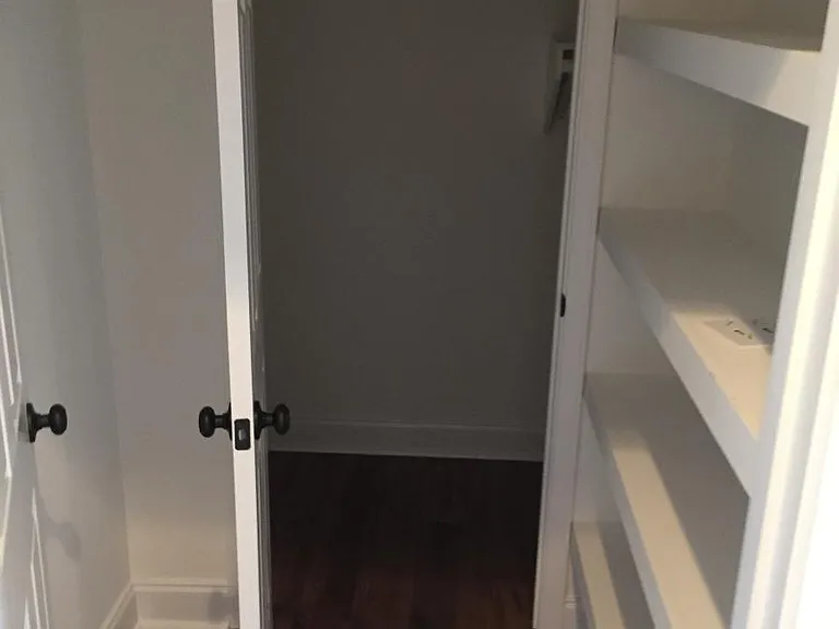1319 Ashleys Dr — Photo 11