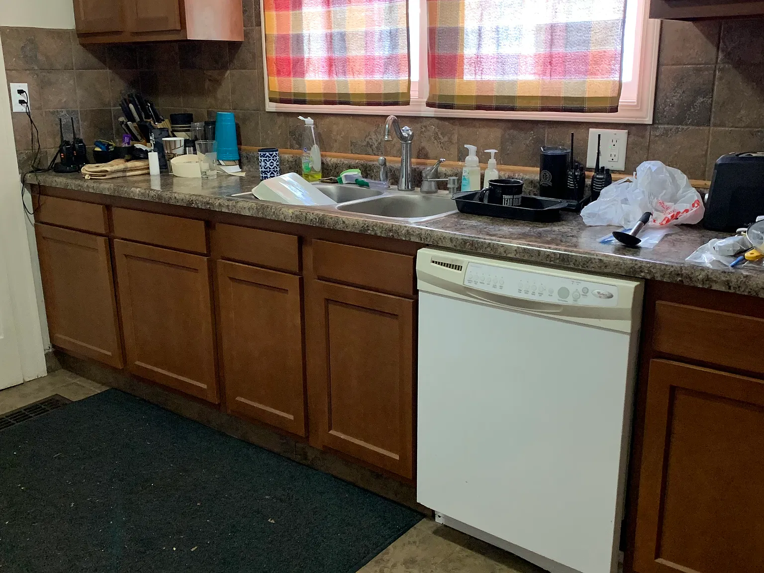 3 bed, 2.5 bath, 1700 sqft, $2,850 — Photo 1