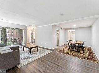 3376 Woodburn Rd APT 23, Annandale, VA 22003