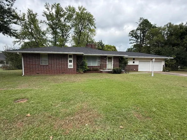 201 NW Rose Ln, Stigler, OK 74462