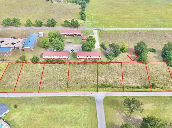 10 NW L St, Stigler, OK 74462