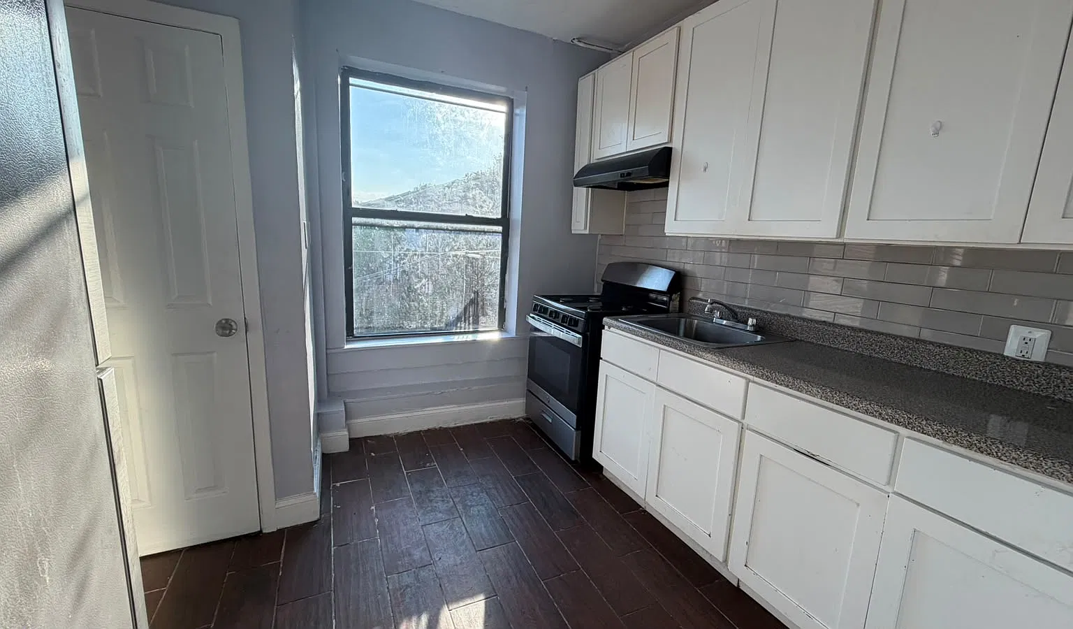 557 Ocean Ave — Photo 1