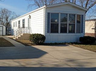 516 Prairie Rd, Matteson, IL 60443