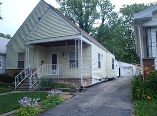 216 N Douglas Ave, Springfield, IL 62702