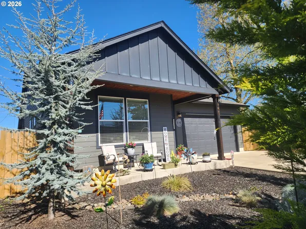 845 1st St, Gervais, OR 97026