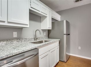 1005 N Austin St, Denton, TX 76201