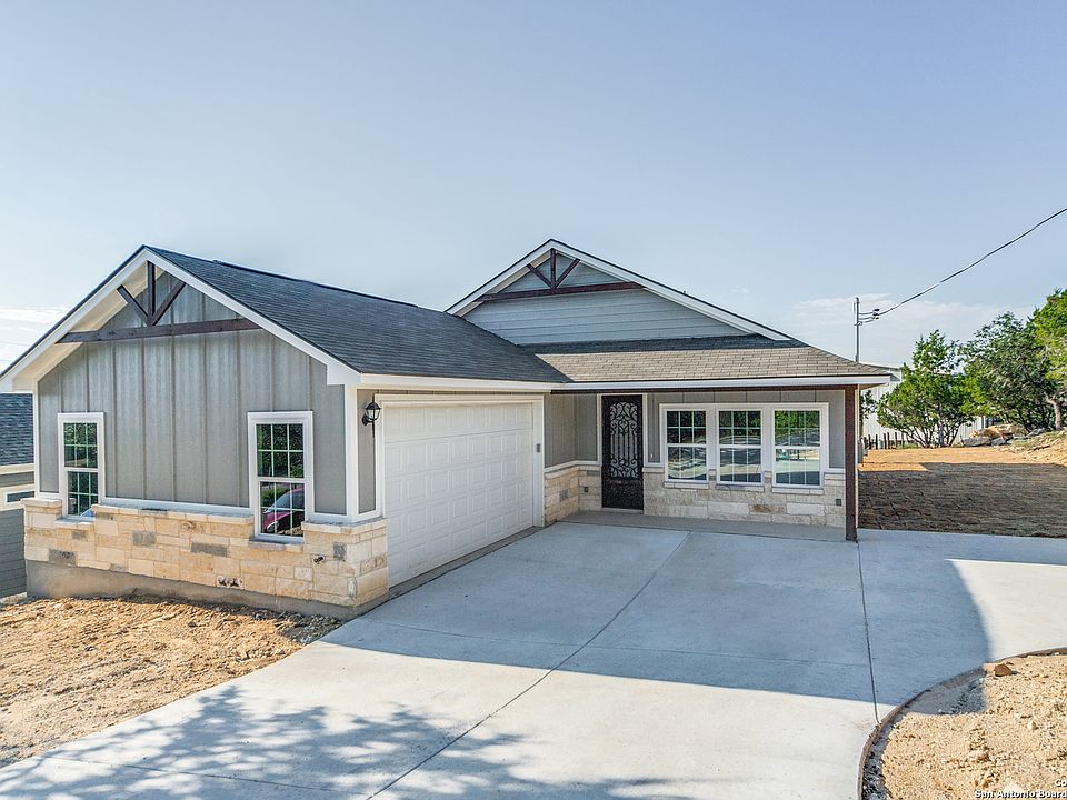 1st image of 1025 Alta Vista