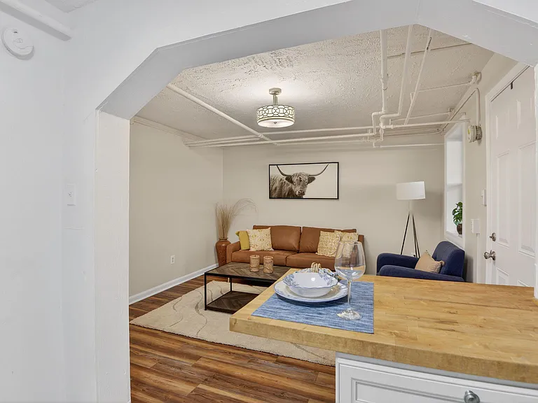 819 51st St SE #5 — Photo 11