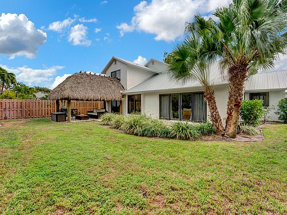 3rd image of 1113 Rainwood Cir