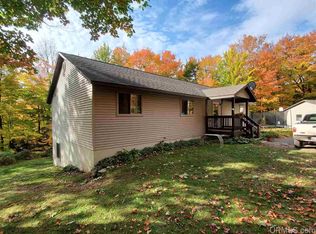 1950 Woodland Dr, Ishpeming, MI 49849