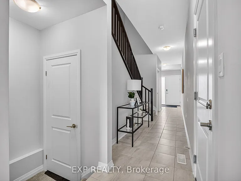 7372 Marvel Dr — Photo 15