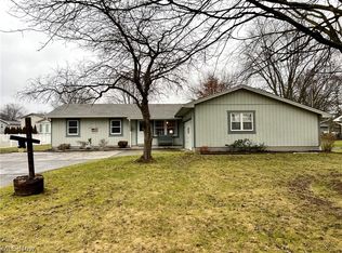 8459 Hitchcock Rd, Youngstown, OH 44512
