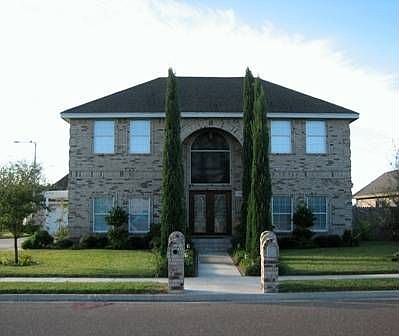 1st image of 4008 Gyr St