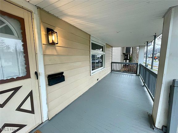 4th image of 4828 E 90th St