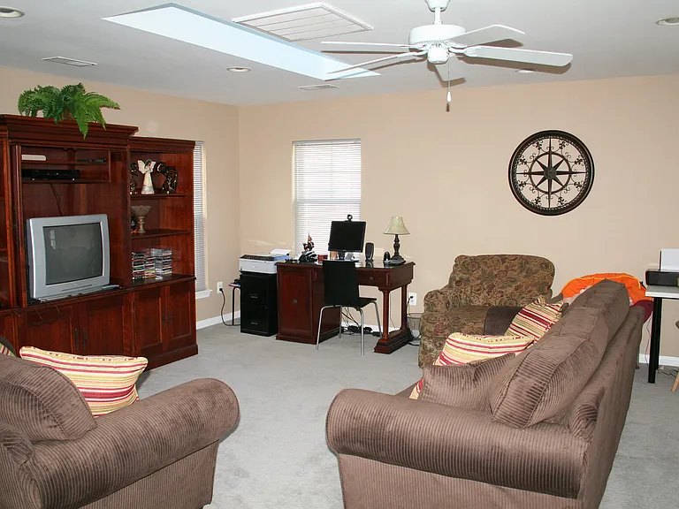 9135 Stonegarden Dr — Photo 67
