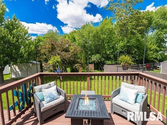 4th image of 203 Stonewood Dr