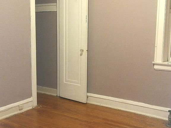 3rd image of 2700 N Laramie Ave #2