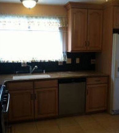 4th image of 259 Sunshine Dr