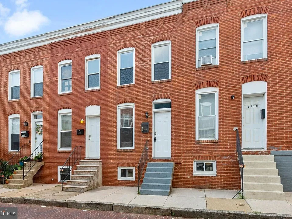 1708 Latrobe St