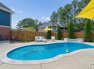 109 Broadmoor Ln, Alabaster, AL 35007