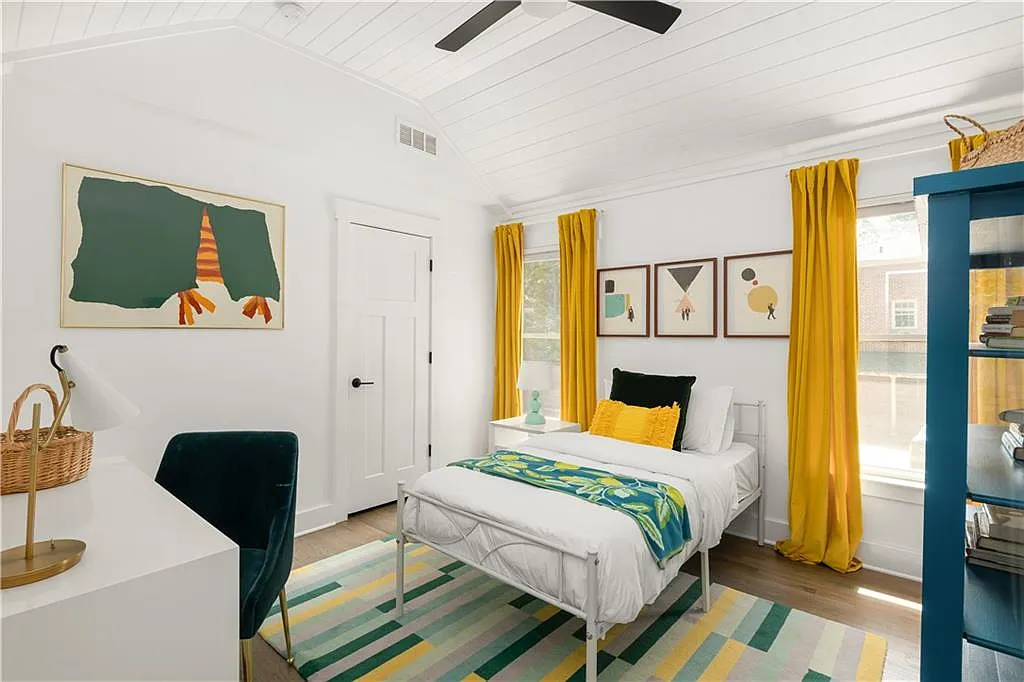 2 bed, 1.0 bath, 800 sqft, $4,600 — Photo 4