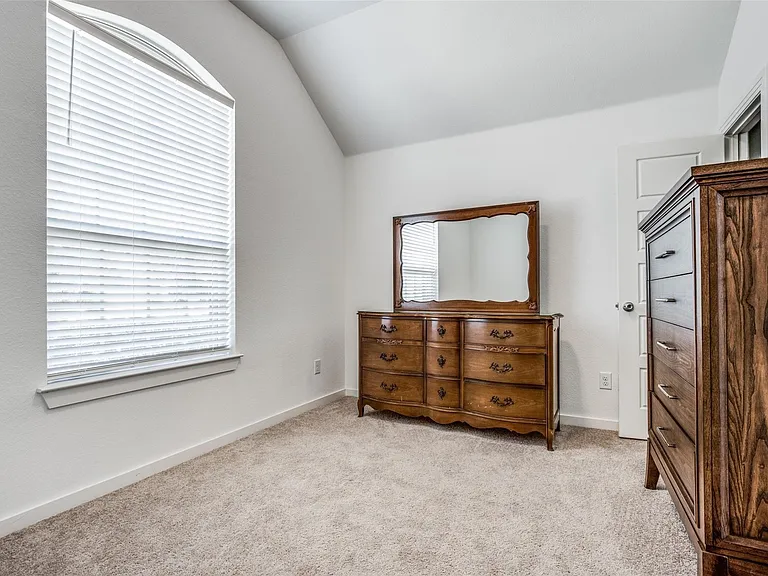 1532 Calcot Ln — Photo 15