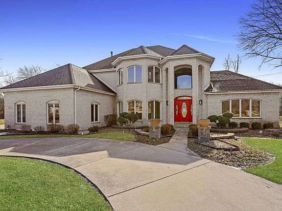 2nd image of 2451 Glen Eagles Dr