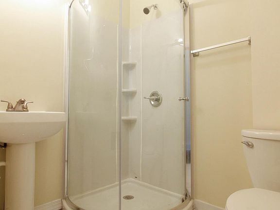 5th image of 2305 N College Ave #A
