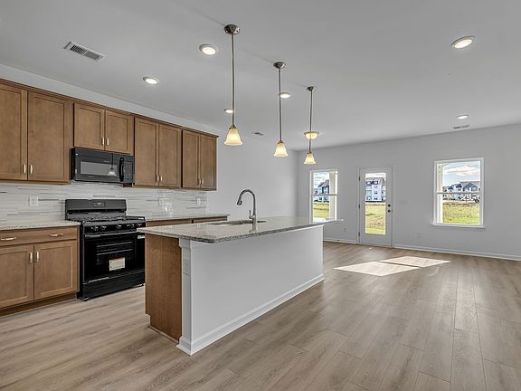 4th image of 404 Stratford Station Dr Lot 138