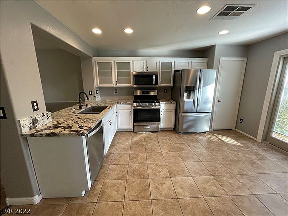 5th image of 3650 Barrymore Ct
