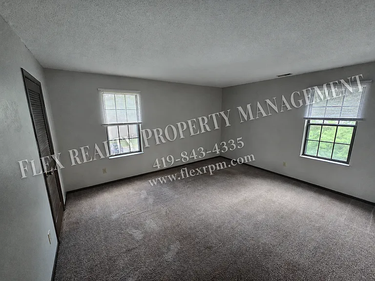 3353 W Laskey Rd — Photo 3