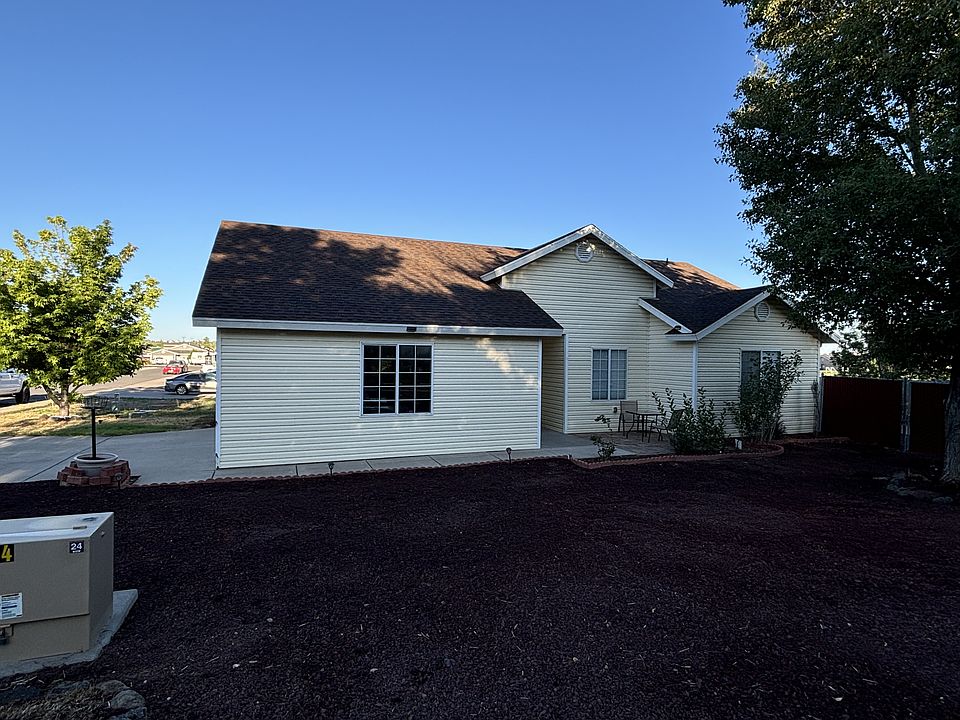 1st image of 1140 N Kiaya Ln