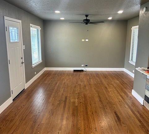 Living & dining room area