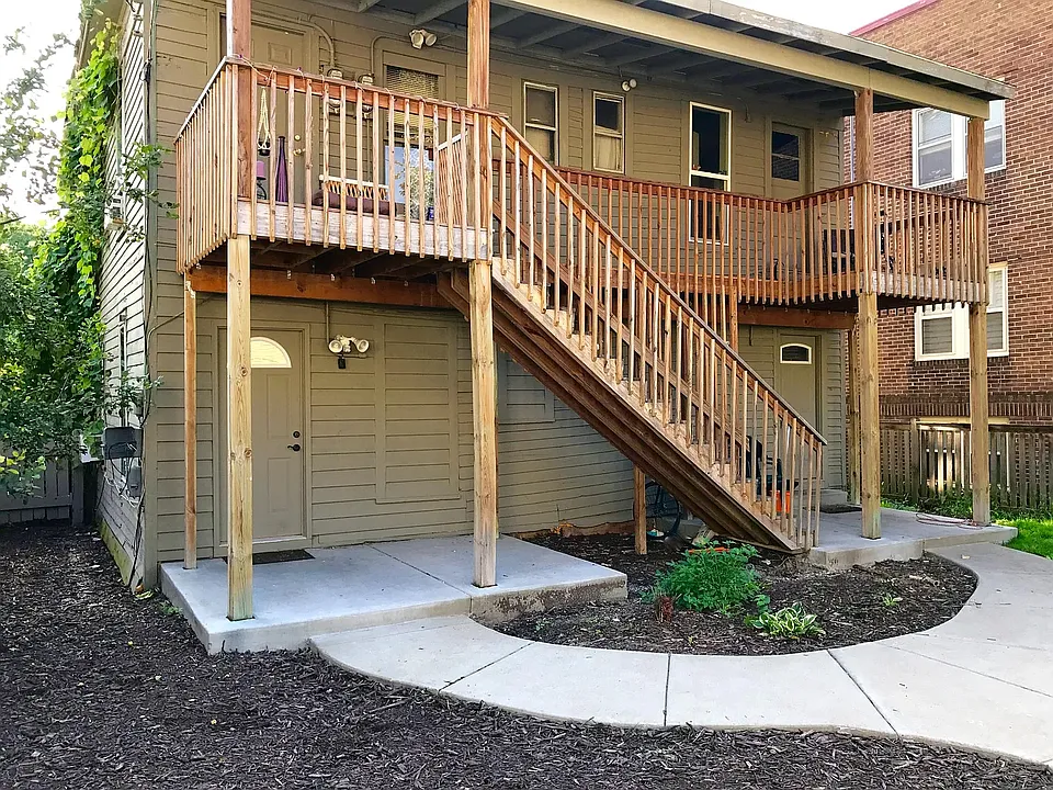 3206 Bryant Ave S #4