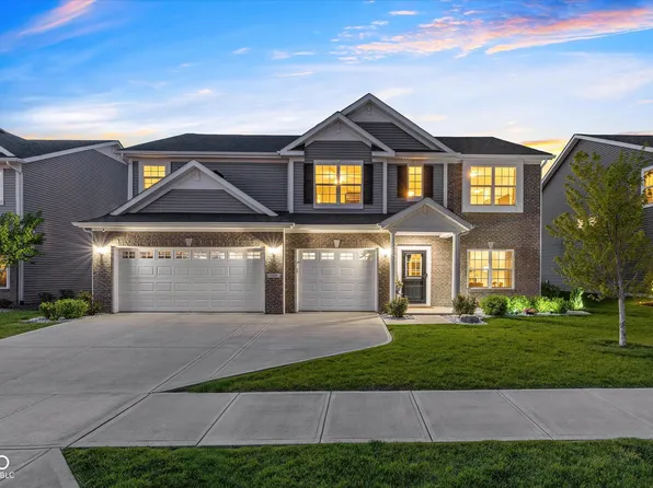 900 Parker Ln, Westfield, IN 46074