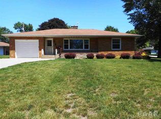 1025 Normal St, Henry, IL 61537