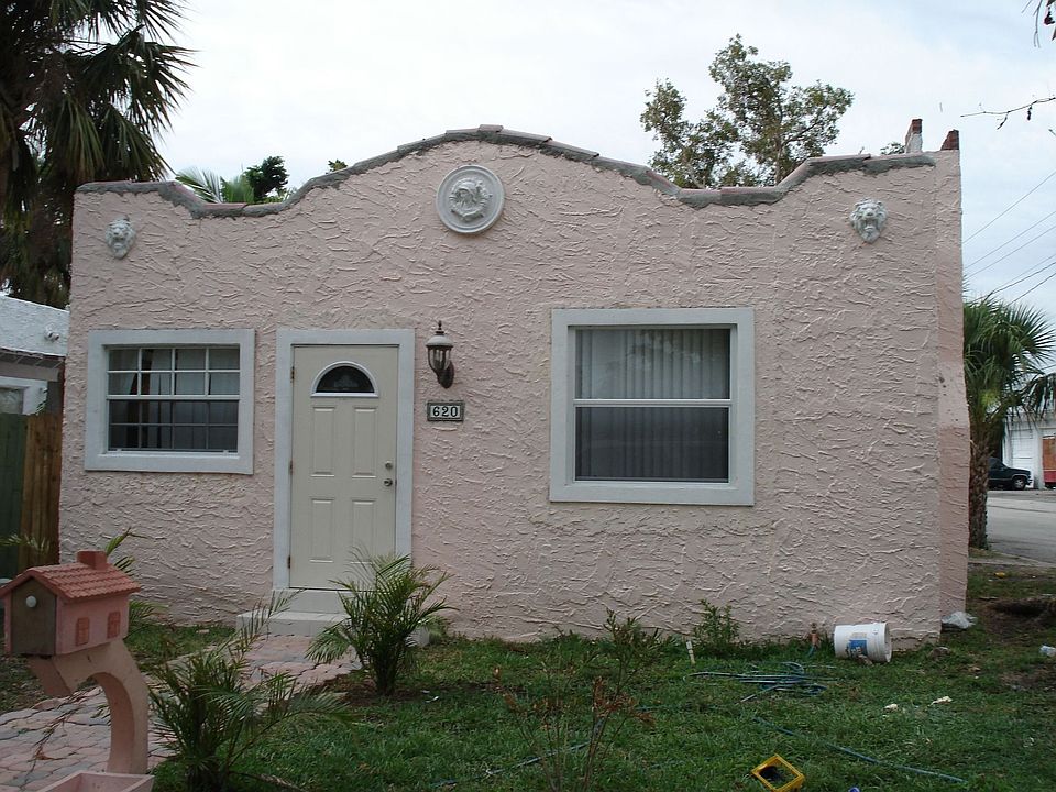 627 27th st, Northwood,fl 33407