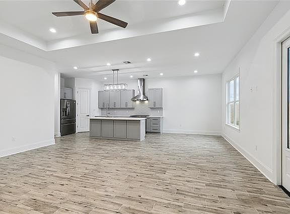 2nd image of 179 Sugarpine Dr