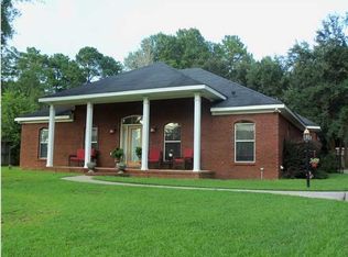 864 Deer Run Dr, Saraland, AL 36571