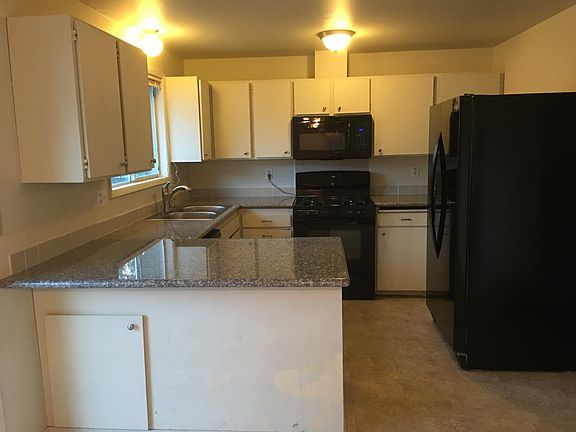 4th image of 2034 E 63rd Ave